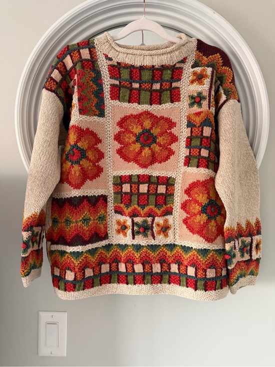 Dorothy Perkins Sweaters - Vintage Dorothy Perkins Cream Sweater with Red, Orange & Green Floral Patchwork